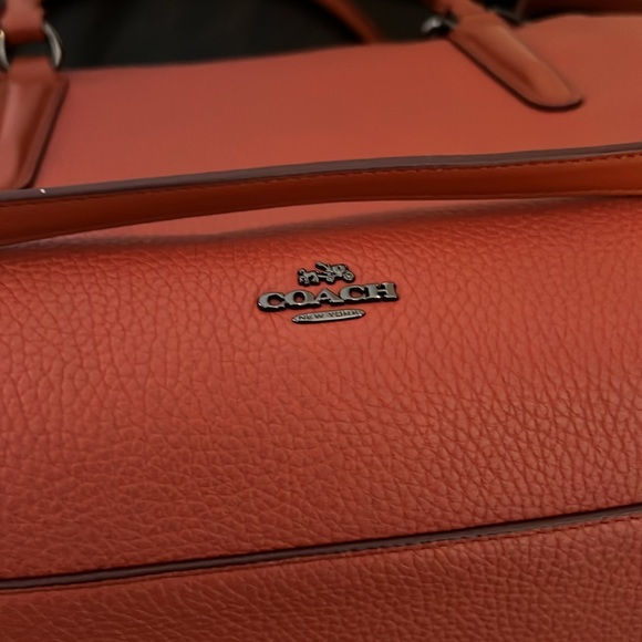 Coach bag like new condition - Picture 8 of 16